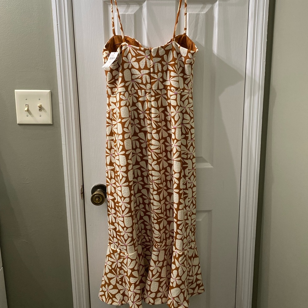 Never worn Anthropologie Hutch Floral Slim Midi Dress - Size Medium